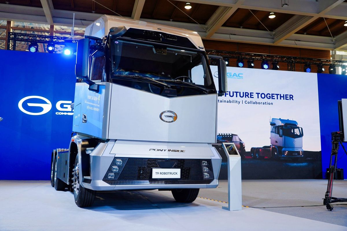 Elektrische Pony.ai Gen-4 Level 4-robottruck van GAC op IAA Transportation 2026